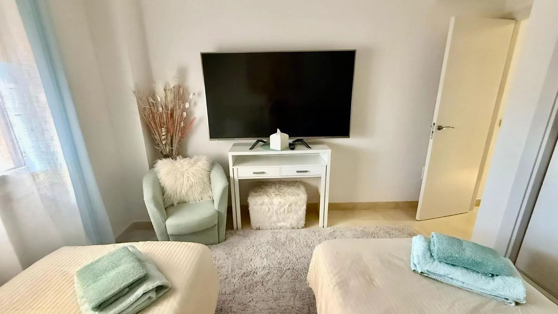 Casares Beach Golf Apartment 西班牙